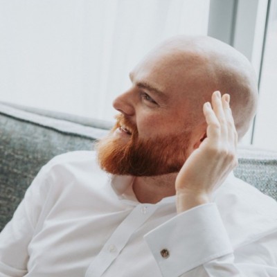 Portrait of Dr. Ryan Brown, CEO of CENUP, Catalysis & Synthesis researcher at Imperial College London